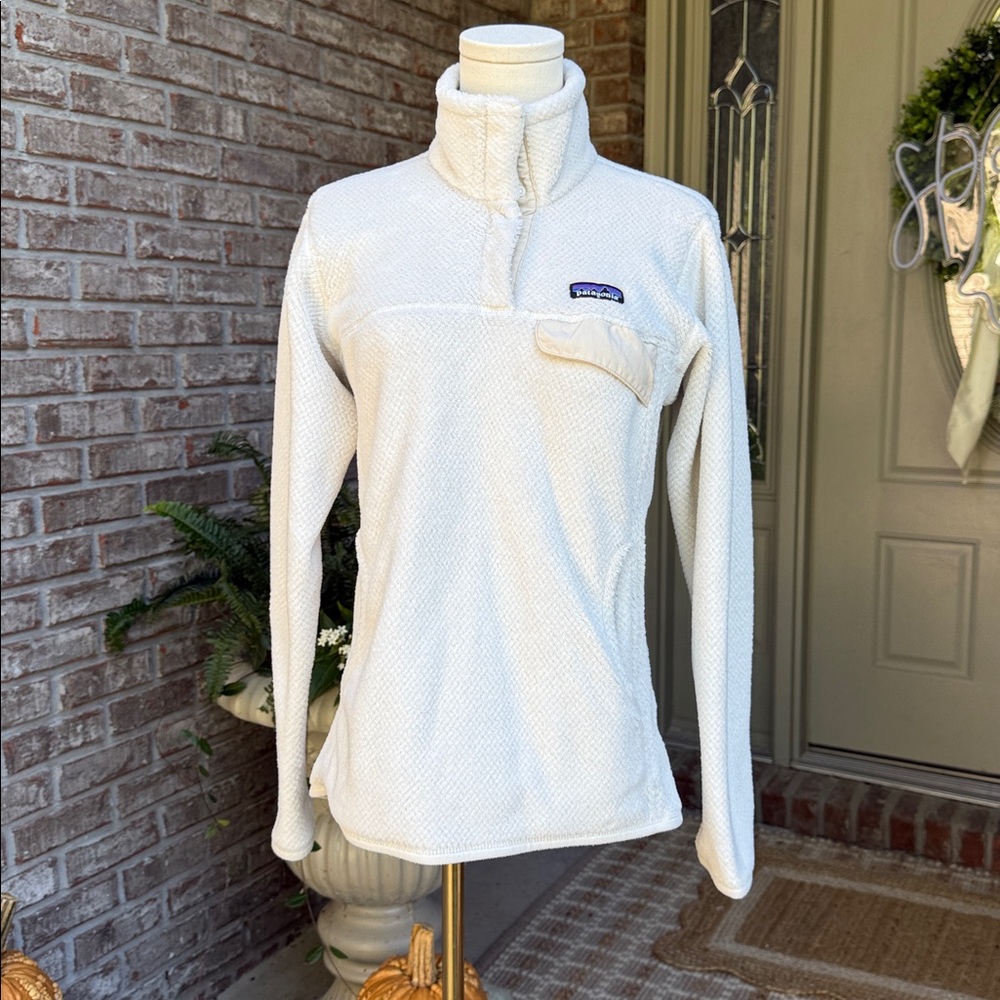 Patagonia Off-White Fleece Pullover